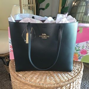 Coach tote